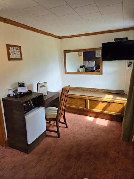 Mount Jefferson View Motel Randolph Bagian luar foto